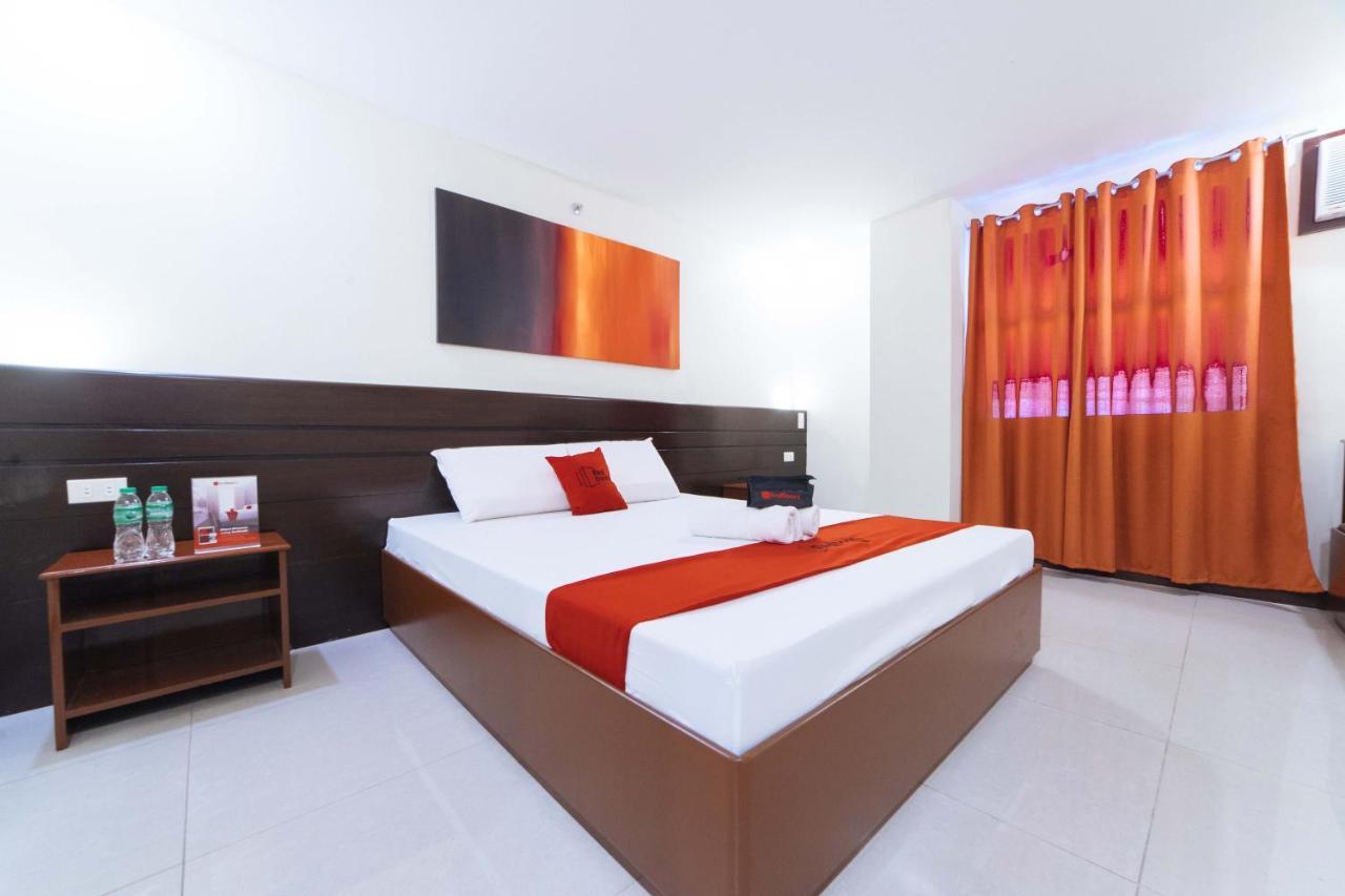 Reddoorz Near Victoria Mall Davao Stadt Exterior foto