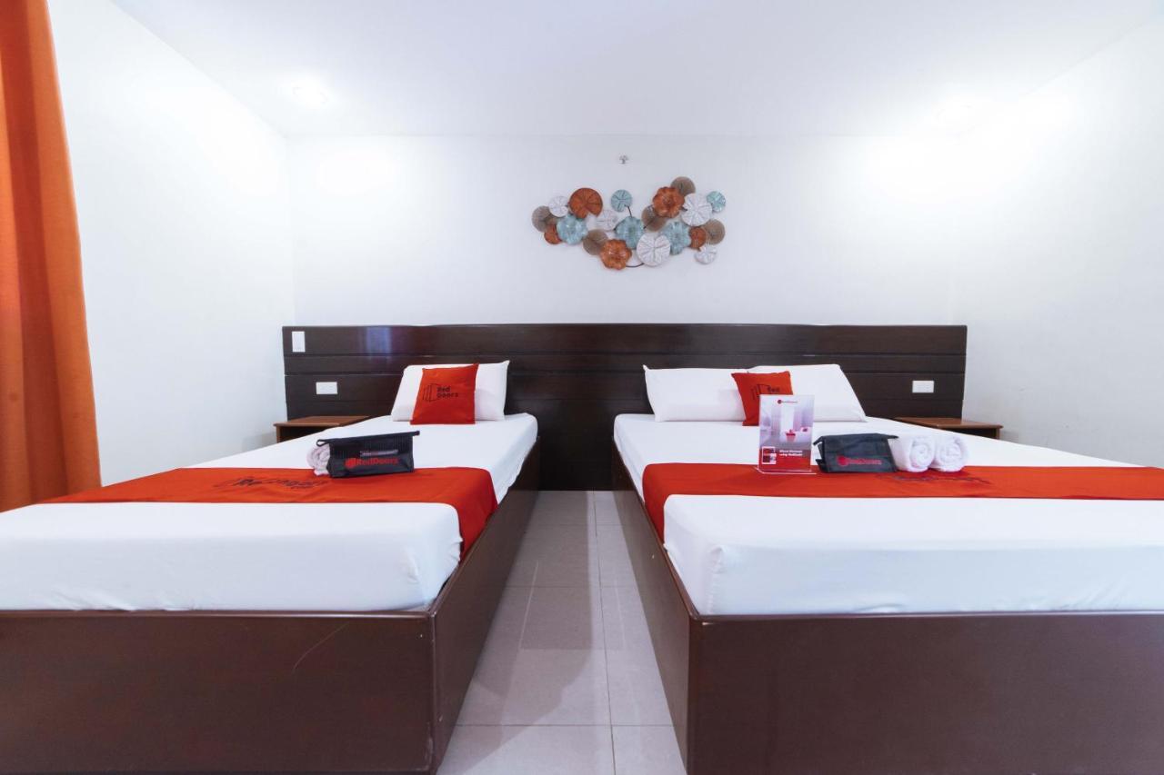 Reddoorz Near Victoria Mall Davao Stadt Exterior foto